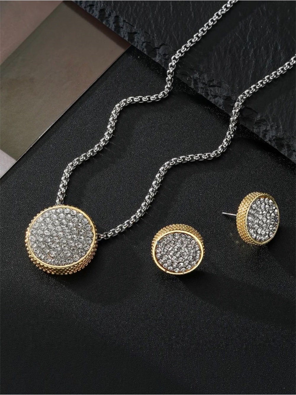 Two-tone Circle Pendant Necklace and Earrings NWT